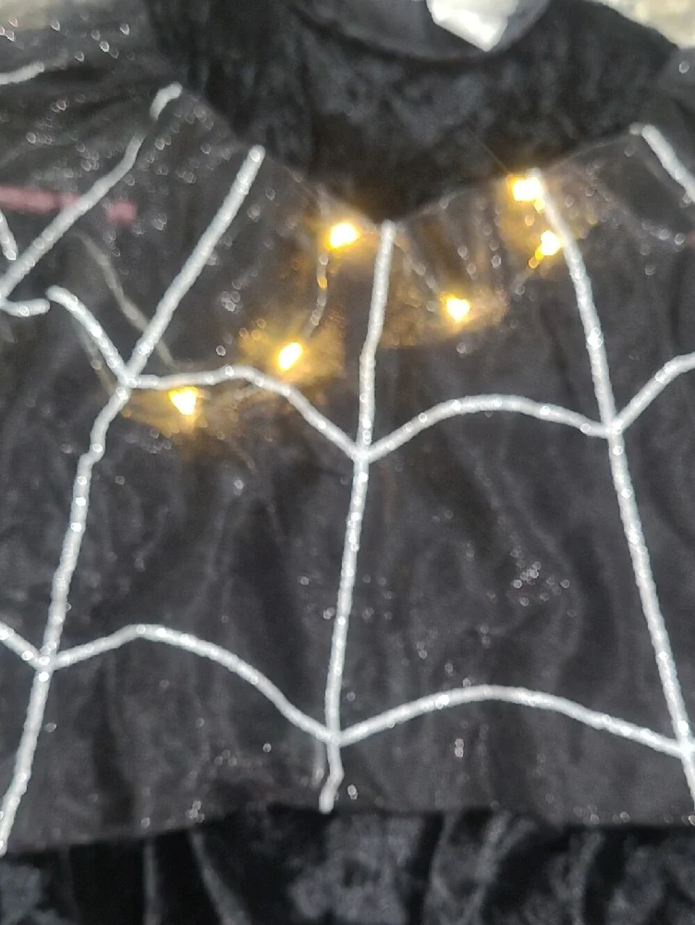 Pottery Barn Kids Black Spider Queen Web Cape Costume/ Dress 3T - Picture 9 of 10